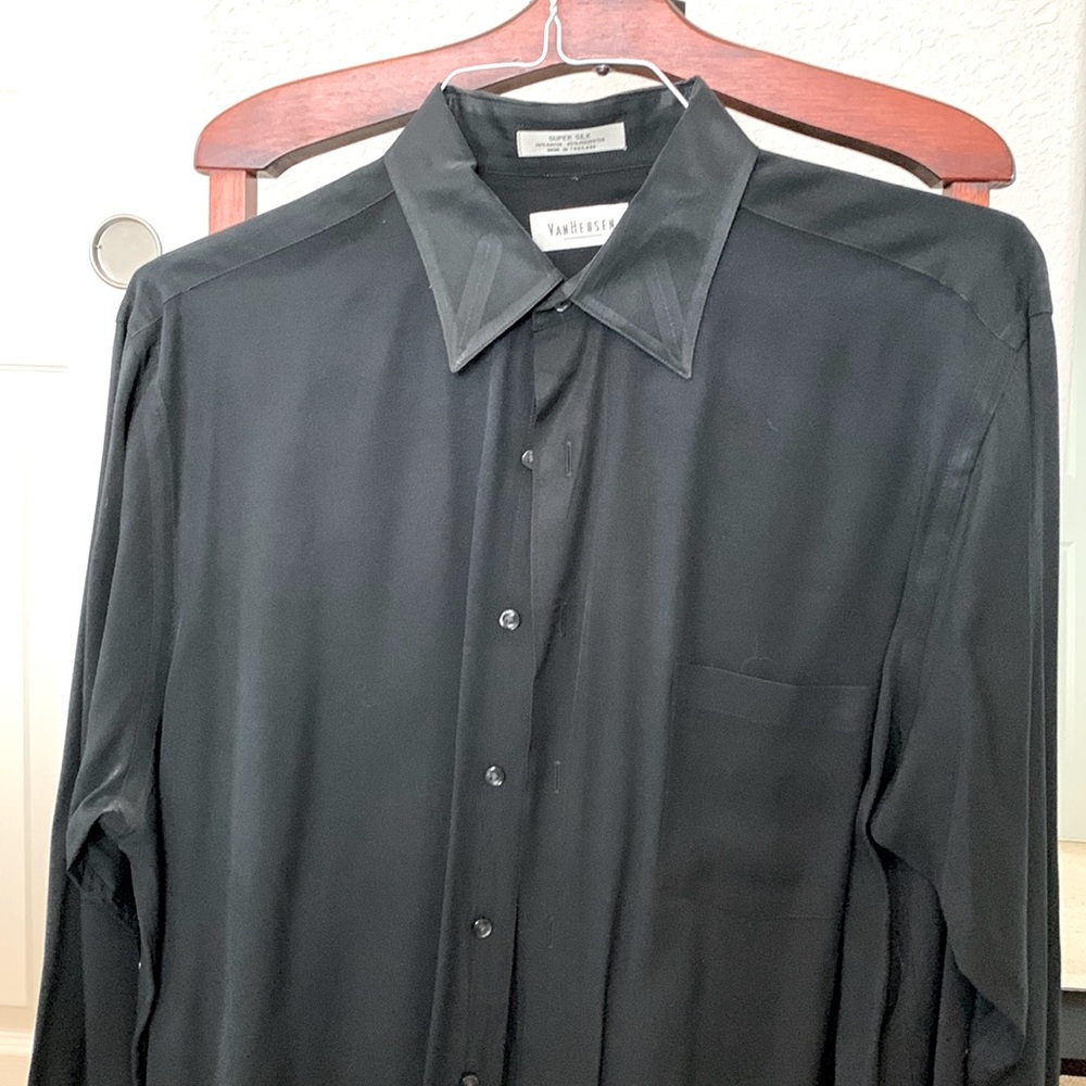 Mens black Van Heusen dress shirt